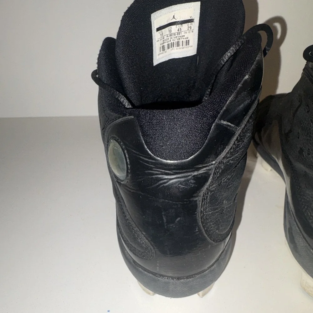 Air Jordan 13 Retro MCS Black Cat Cleats Men's US 11 Medium Sports Gear
